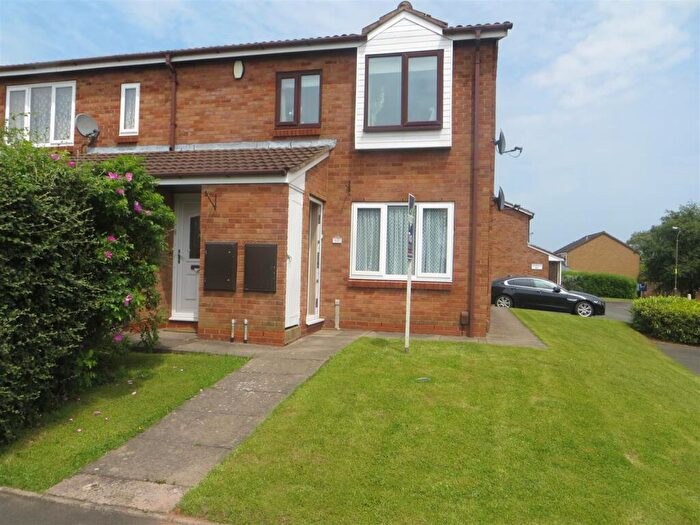 1 Bedroom Maisonette To Rent In Windsor View, Bartley Green, Birmingham, B32
