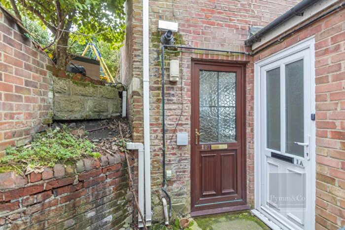 1 Bedroom Link Detached House For Sale In Quebec Road, Thorpe Hamlet, NR1