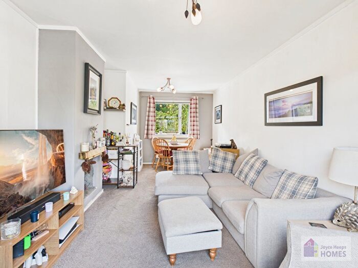 2 Bedroom Semi-detached House For Sale In Calgary Park, Westwood, East Kilbride, G75