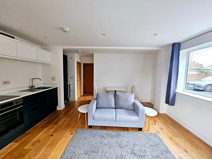 1 Bedroom Flat To Rent In Shirley Road, Shirley, Southampton, SO15