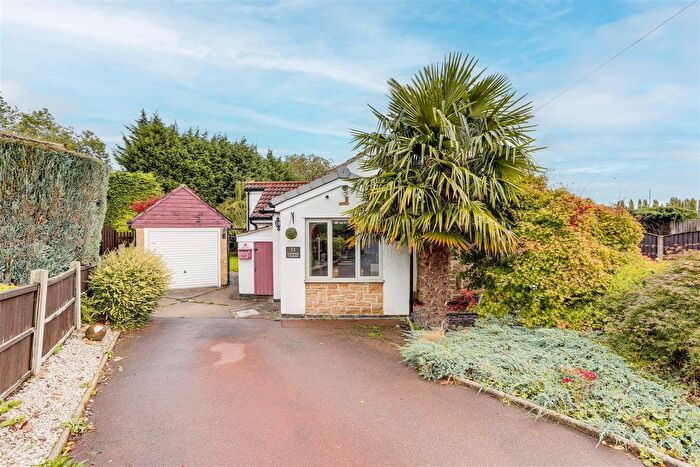 3 Bedroom Detached Bungalow For Sale In Christina Crescent, Cinderhill, Nottinghamshire, NG6