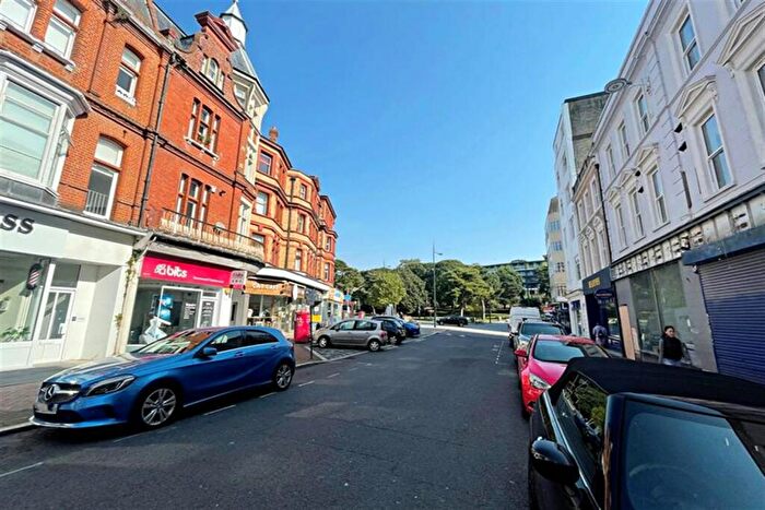 Flat To Rent In Bournemouth, BH1