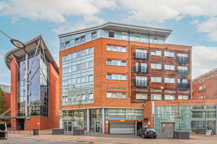 2 Bedroom Flat To Rent In Skerne Road, Kingston Upon Thames, KT2