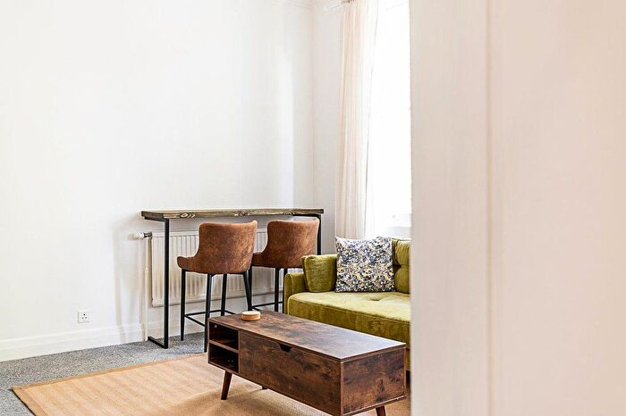 1 Bedroom Flat To Rent In Knightsbridge, SW3