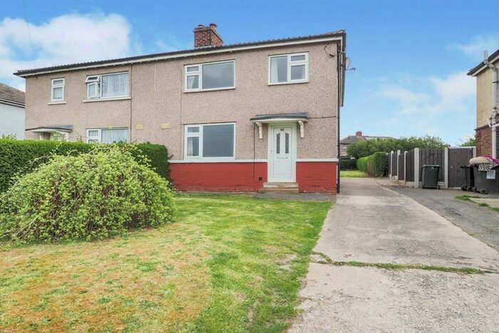 3 Bedroom Semi-Detached House To Rent In Arundel Avenue, Treeton, Rotherham, South Yorkshire, S60