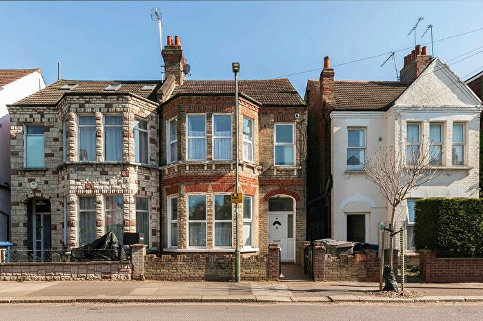 1 Bedroom Studio To Rent In Ash Grove, London (Council Tax, Gas And Water), NW2