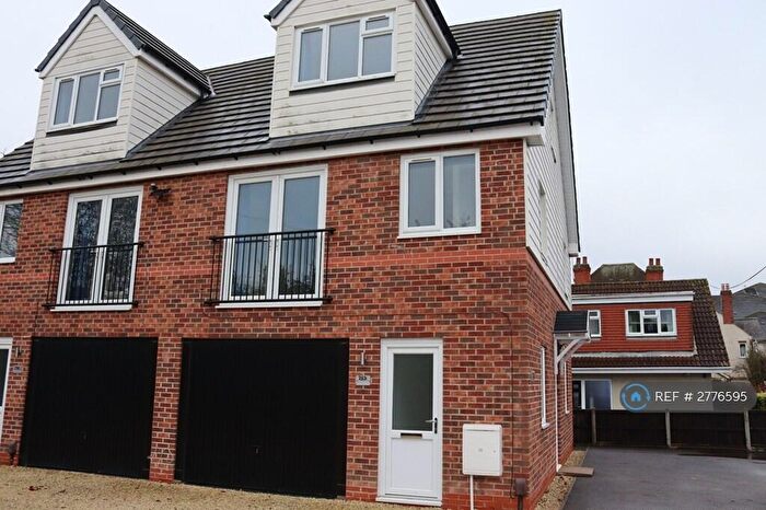 2 Bedroom End Of Terrace House To Rent In Derby Road, Loughborough, LE11