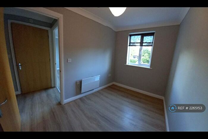 2 Bedroom Flat To Rent In Fellowes Road, Peterborough, PE2