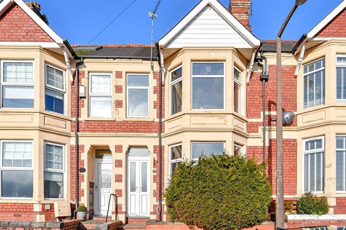 3 Bedroom Terraced House For Sale In Dock View Road, Barry, CF63