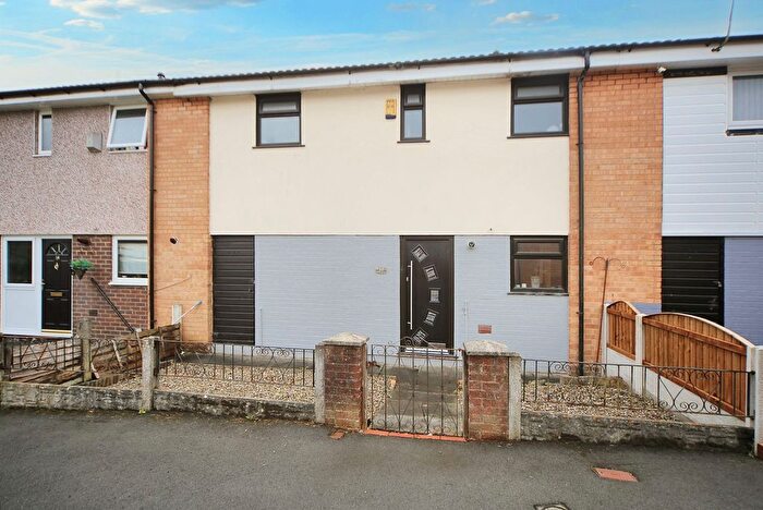 3 Bedroom Terraced House For Sale In Cheetham Grove, Wigan, WN3