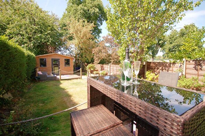 3 Bedroom Semi Detached House For Sale In Denton Road, Audenshaw, Manchester, M34