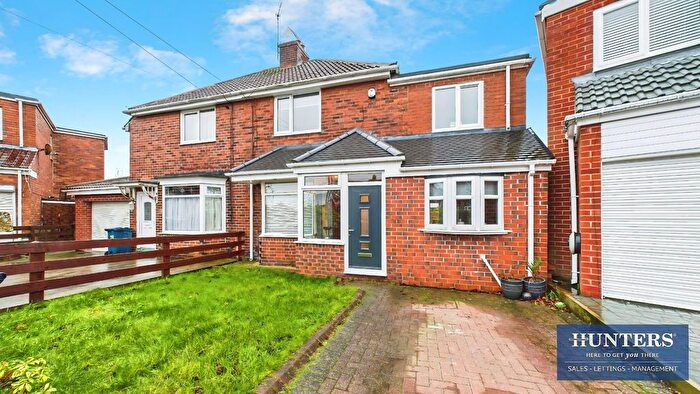 4 Bedroom Semi Detached House For Sale In Wearmouth Drive, Sunderland, SR5