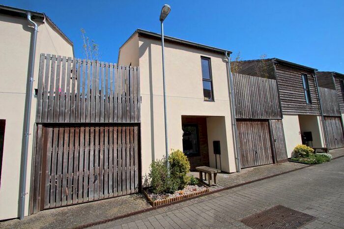 2 Bedroom Terraced House To Rent In Elgin Grove, Street, BA16