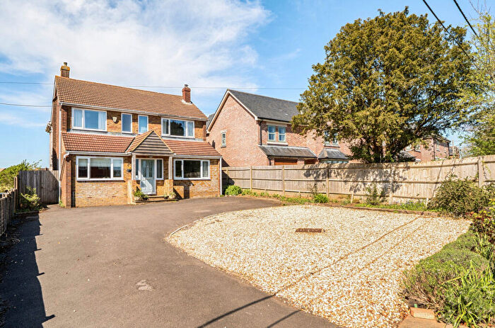4 Bedroom Detached House For Sale In High Street, Shirrell Heath, Southampton, Hampshire, SO32