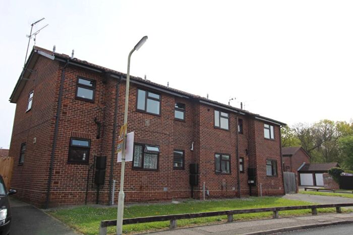 1 Bedroom Maisonette To Rent In Belvawney Close, Chelmsford, CM1