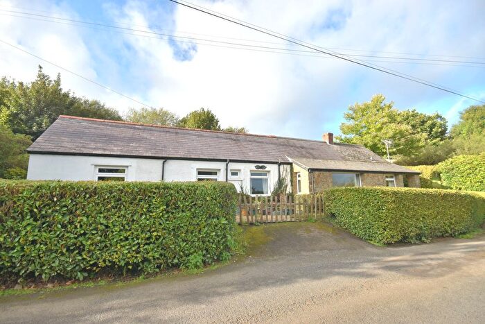 2 Bedroom Cottage For Sale In Panteg Cross, Croeslan, SA44