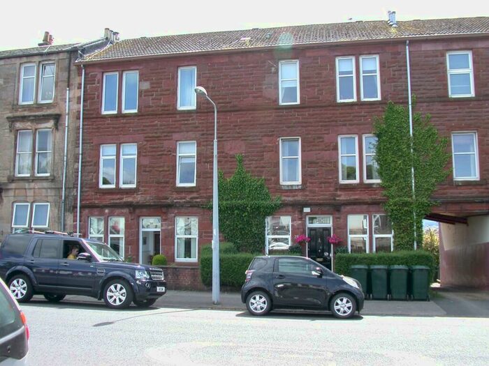 2 Bedroom Flat To Rent In East Argyle Street, Helensburgh, Dunbartonshire, G84