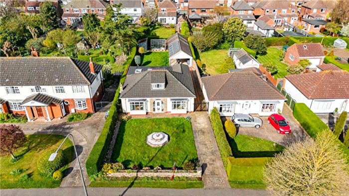 2 Bedroom Property For Sale In Grimsby Road, Waltham, DN37