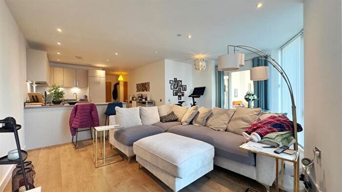 2 Bedroom Flat To Rent In Oculus House, Barking, IG11