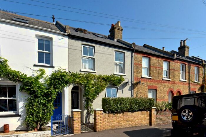 4 Bedroom Terraced House To Rent In Duke Street, Windsor, Berkshire, SL4