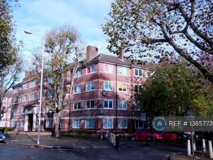 2 Bedroom Flat To Rent In Southwark Park Road, London, SE16