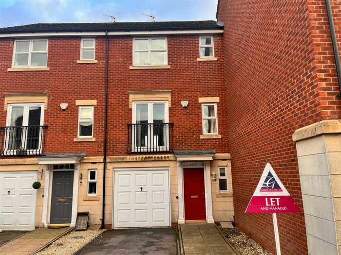 3 Bedroom Terraced House To Rent In Davies Close, Market Harborough, LE16