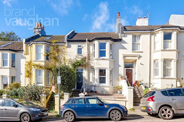 3 Bedroom Terraced House For Sale In Crescent Road, Brighton, East Sussex, BN2