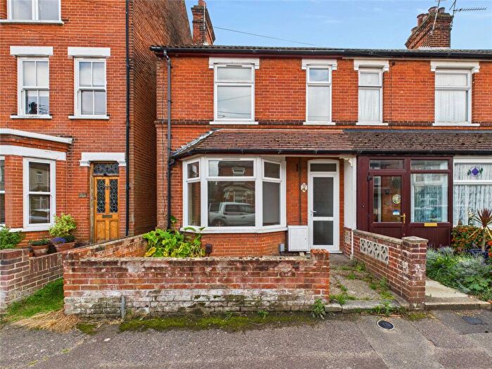 2 Bedroom End Of Terrace House For Sale In Cornwall Road, Felixstowe, Suffolk, IP11