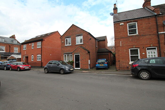 4 Bedroom Detached House To Rent In New Street, Leamington Spa, CV31