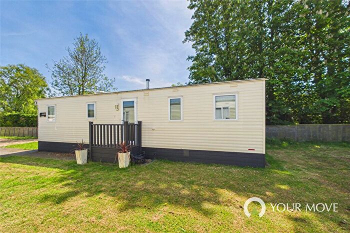 3 Bedroom Park Home For Sale In London Road, Willingham St. Mary, Beccles, Suffolk, NR34