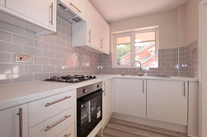 2 Bedroom Terraced House To Rent In Sorrells Close, Chineham, RG24