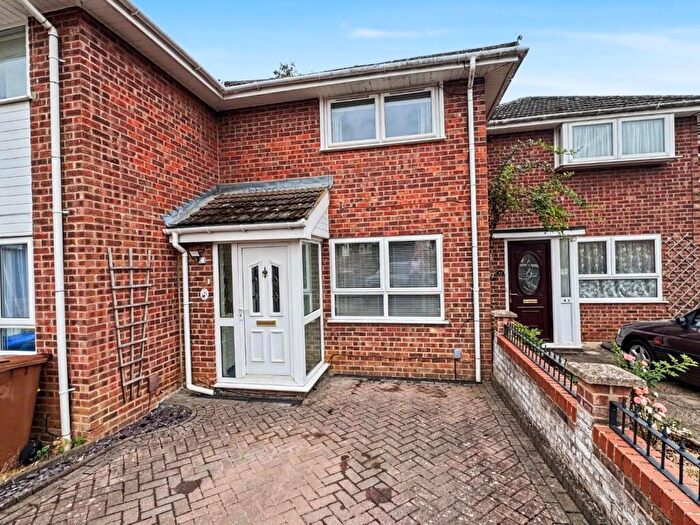 2 Bedroom End Of Terrace House To Rent In Grovebury Dell, Kingsthorpe, Northampton, NN2