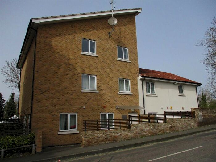 2 Bedroom Flat To Rent In Ordnance Dock Place, North Hyde Lane, Southall, UB2