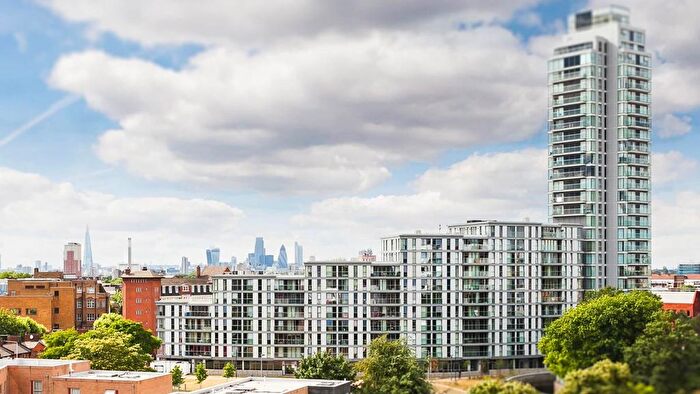 1 Bedroom Flat For Sale In Distillery Tower, SE8