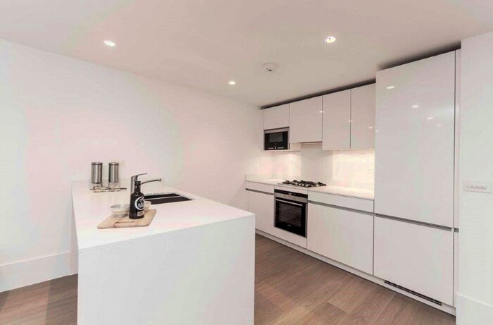 1 Bedroom Flat To Rent In Castlereagh Street, Marylebone, London, W1H