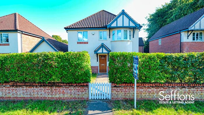 4 Bedroom Detached House For Sale In Plumstead Road East, Norwich, Norfolk, NR7