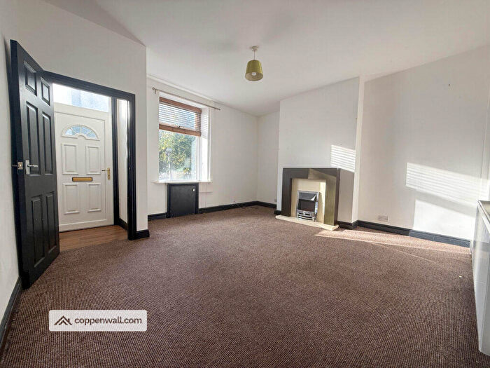 3 Bedroom End Of Terrace House For Sale In Manchester Road, Haslingden, Rossendale, BB4