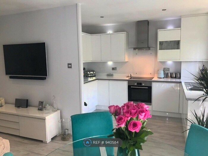 1 Bedroom Flat To Rent In Beckenham, Beckenham, BR3