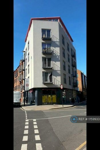 1 Bedroom Flat To Rent In Goswell Road, London, EC1V