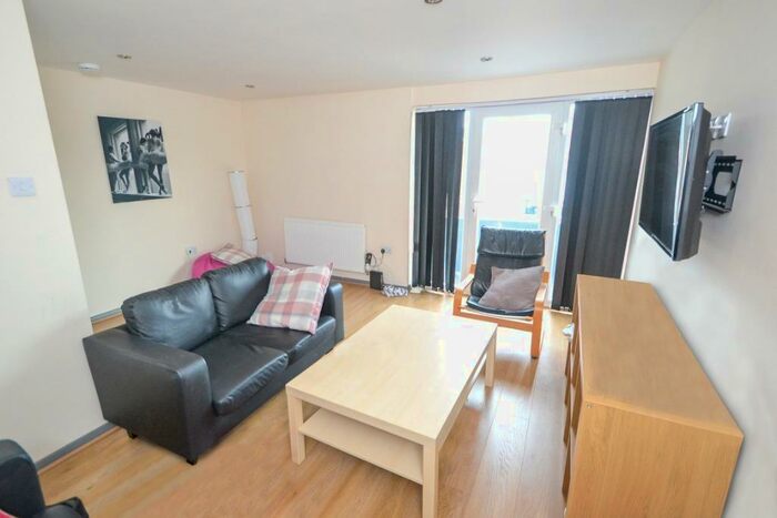 5 Bedroom Terraced House To Rent In Honeywood Drive, Carlton, Nottingham, NG3