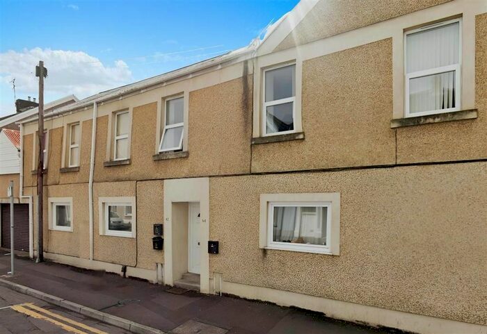 1 Bedroom Flat To Rent In Oxford Street, Swansea, SA1