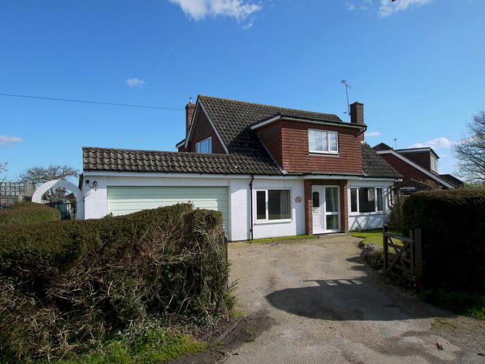 4 Bedroom Detached House For Sale In Hurst Lane, Weald, Sevenoaks, TN14