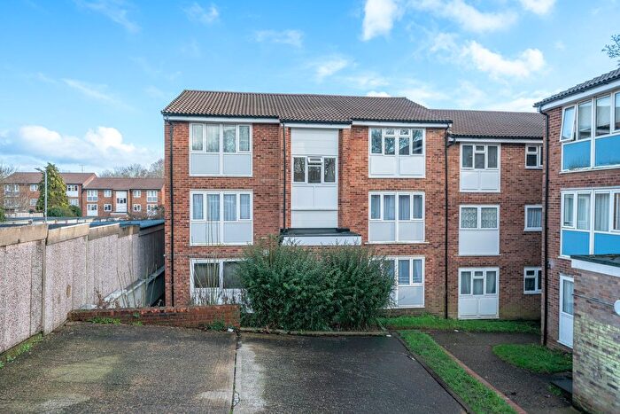 1 Bedroom Flat For Sale In Kimpton Close, Hemel Hempstead, HP2