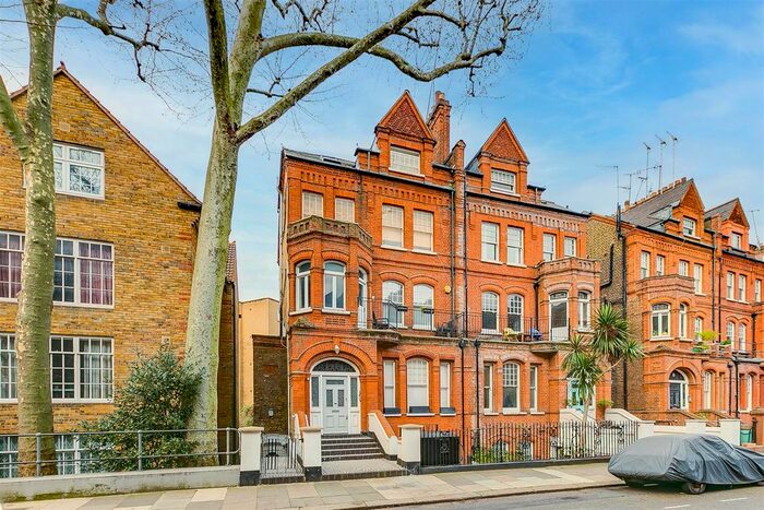 2 Bedroom Flat To Rent In Mornington Avenue, London, W14
