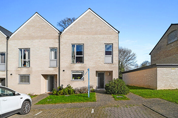 4 Bedroom End Of Terrace House For Sale In Londinium Road, Colchester, CO2