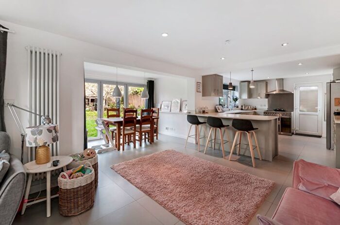 4 Bedroom Detached House For Sale In Honeyhurst, Oast View, Horsmonden, TN12