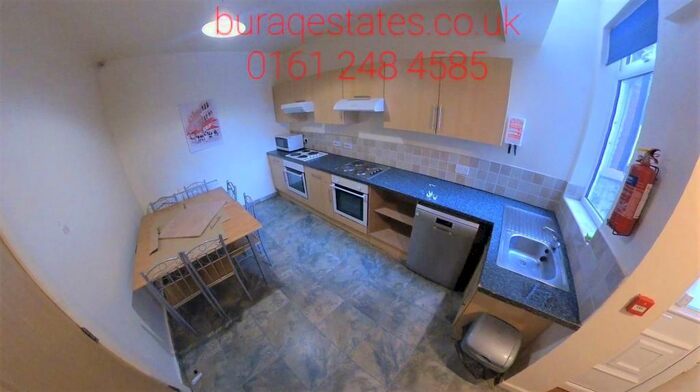 7 Bedroom Terraced House To Rent In Longford Place, En-suite Bed Manchester, M14