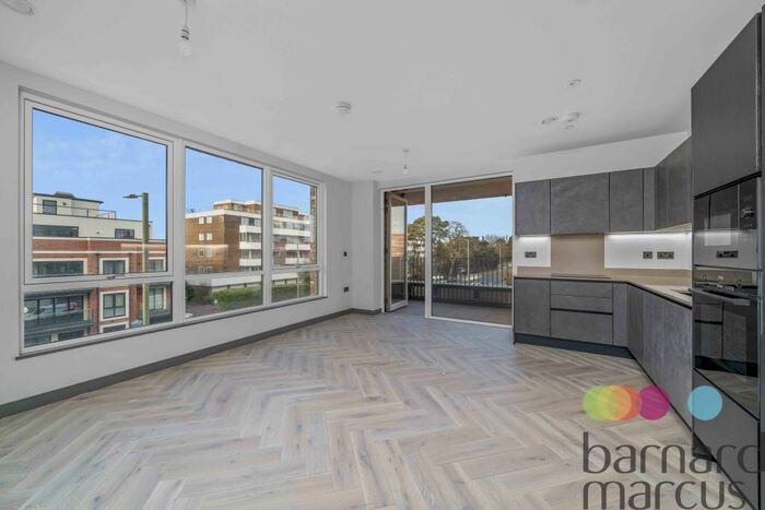 1 Bedroom Apartment To Rent In Oakleigh Road North, London, N20