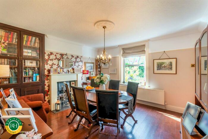 3 Bedroom Cottage For Sale In High Street, Braithwell, Rotherham, S66