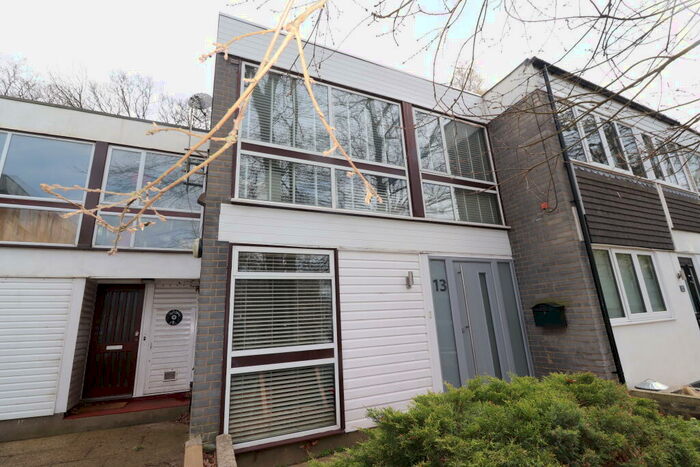 2 Bedroom House To Rent In Brentwood Station, CM14